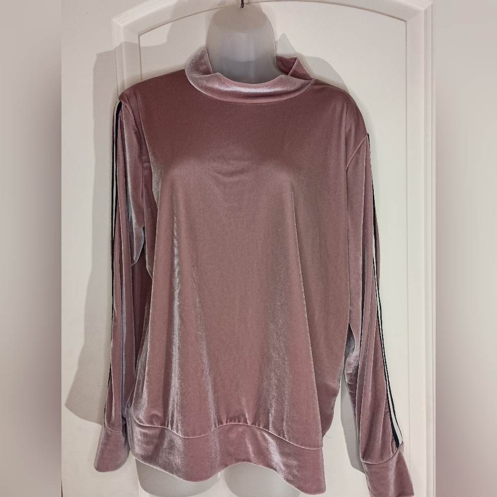 2/$30 Mauve pink soft‎ velvet XERSION sweatshirt- (#1,131)